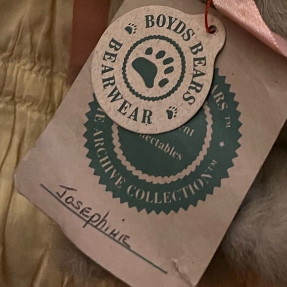 Boyds Bears and Friends Josephine Jointed Bunny with Hat 1990-96 NWT - Picture 6 of 8